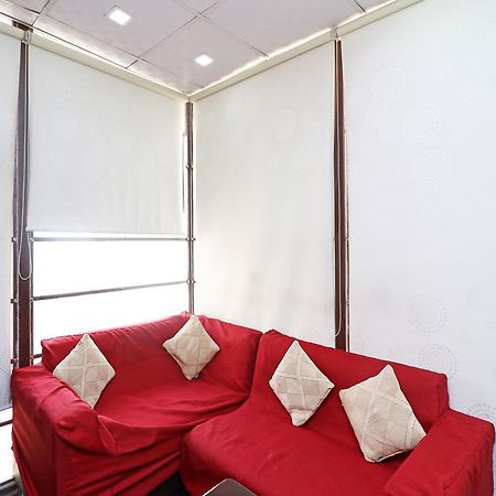 Oyo 13451 Star Corporate Avenue Hotel New Delhi Luaran gambar