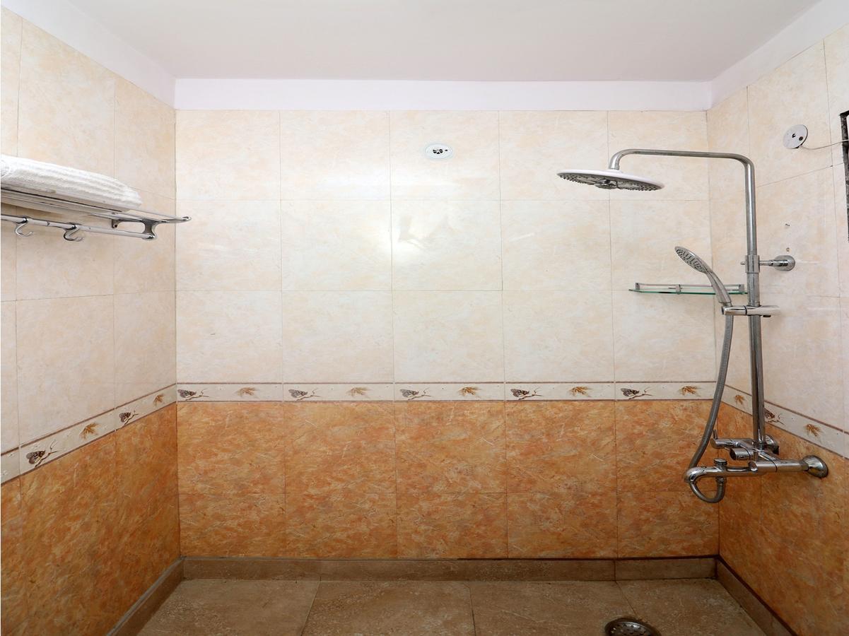 Oyo 13451 Star Corporate Avenue Hotel New Delhi Luaran gambar