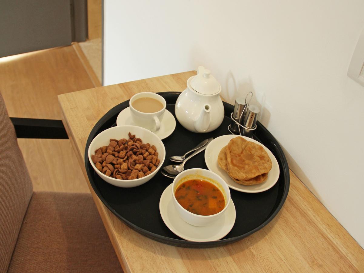 Oyo 13451 Star Corporate Avenue Hotel New Delhi Luaran gambar